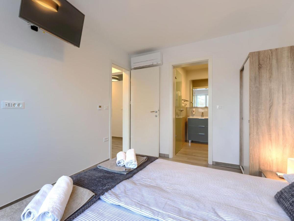 Galici-1 By Interhome Apartmán *